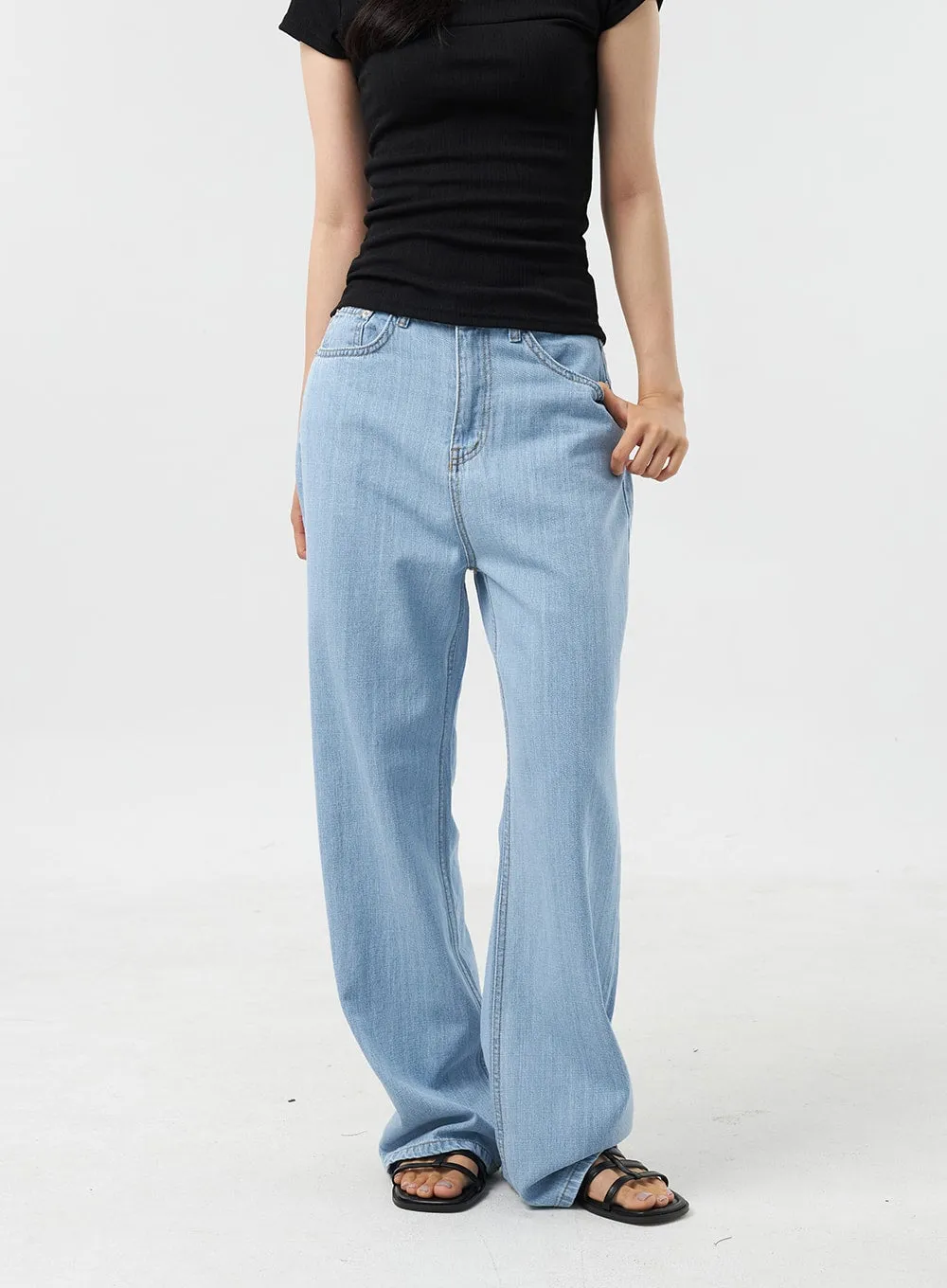 Baggy Light Wash Jeans OU308