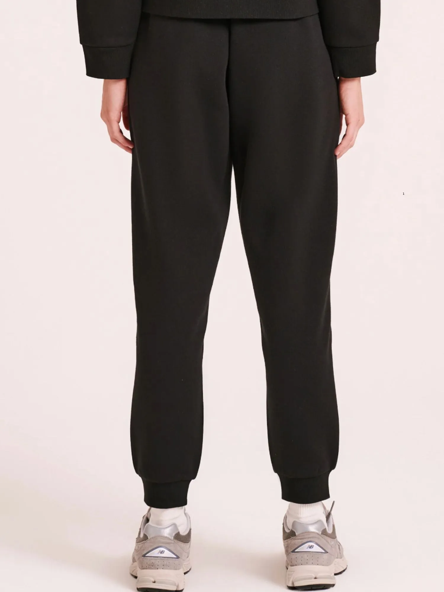 Carter Classic Trackpant | Black