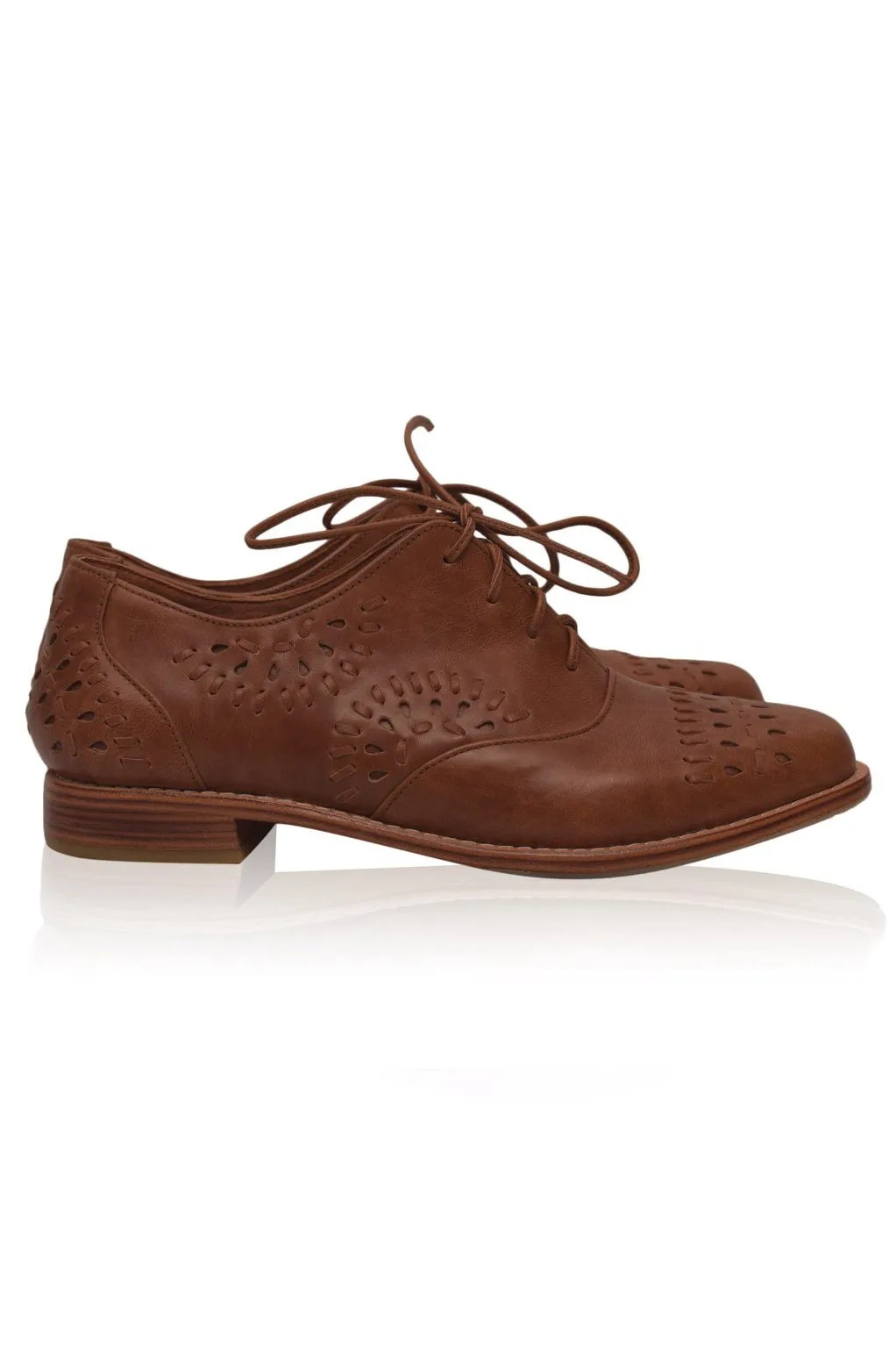 Heartbreak Leather Oxfords (Sz. 5, 11 &12)