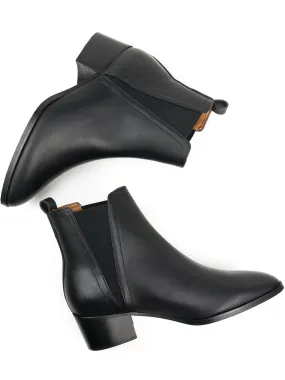 Point Toe Chelsea Boots