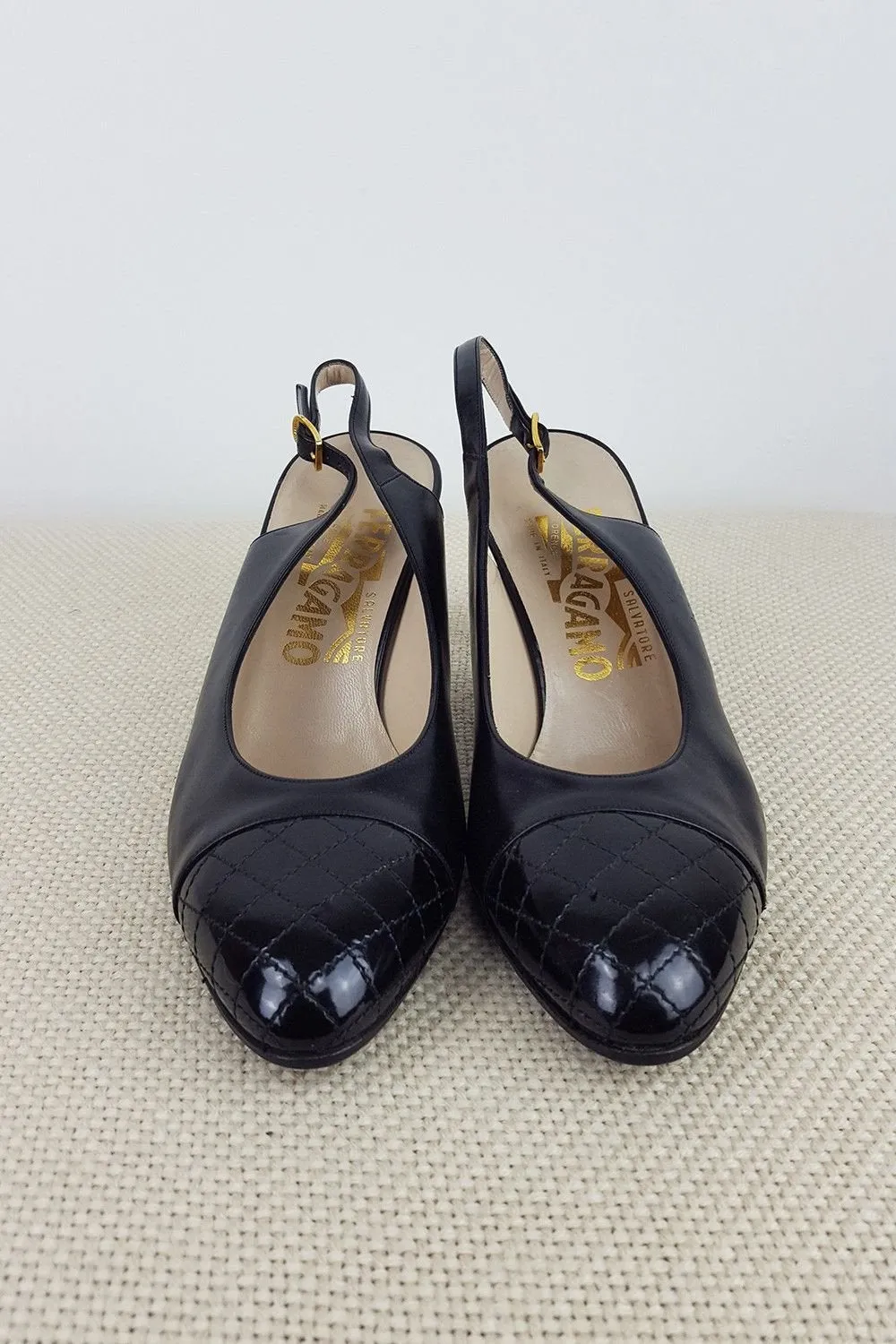 VINTAGE SALVATORE FERRAGAMO Black Sling Back Leather Pumps (5.5 C)